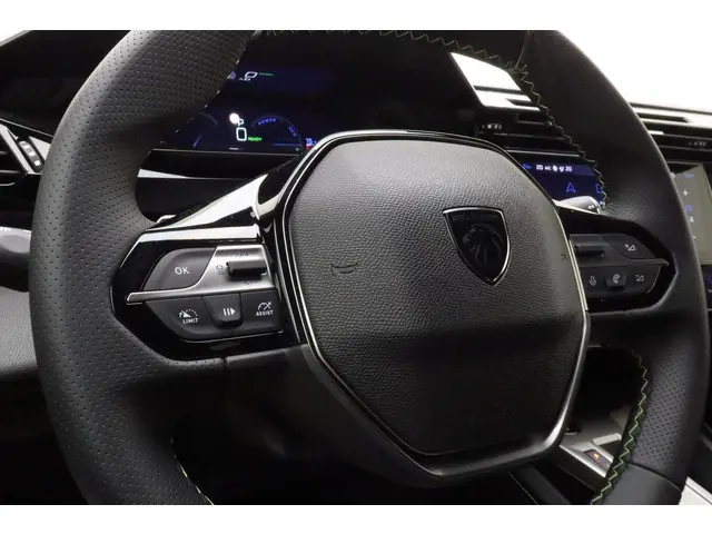 Peugeot 408 e-408 GT Avantage 58 kWh 2025 Elektrisch 33