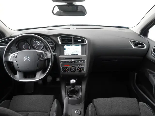 Citroën C4 1.2 PureTech Feel Collection 2015 Benzine 12