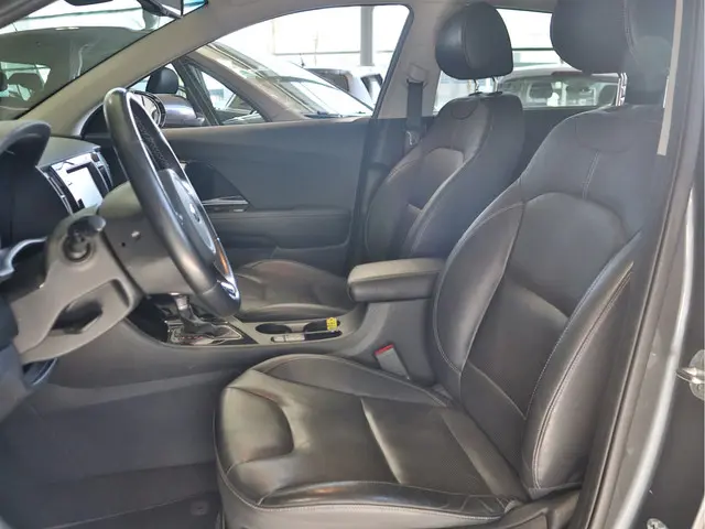 Kia Niro 1.6 GDi Hybrid SportsLine 2016 Hybride Benzine 19