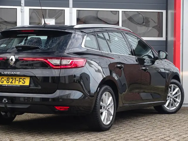 Renault Mégane Estate 1.2 TCe Limited 2017 Benzine 8