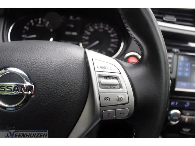 Nissan QASHQAI 1.2 Tekna 2014 Benzine 18