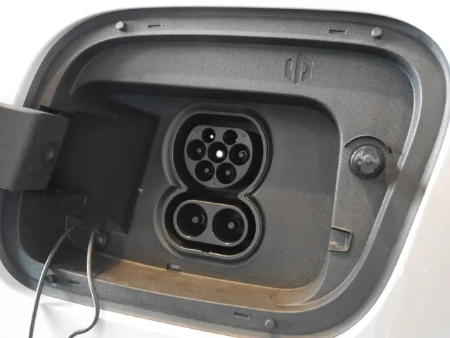 Leapmotor C10 Design 69.9 kWh 2025 Elektrisch 36