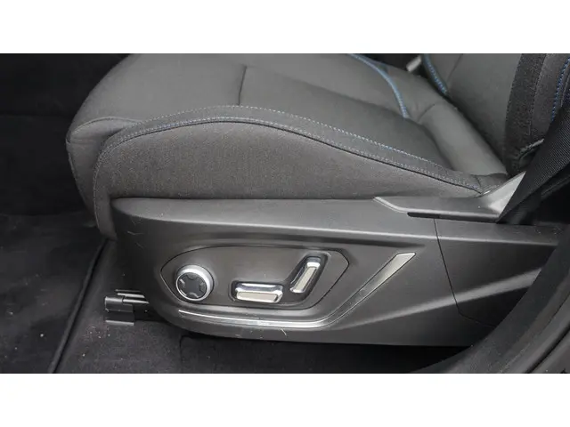 Lynk & Co 01 1.5 PHEV 2023 Hybride Benzine 10