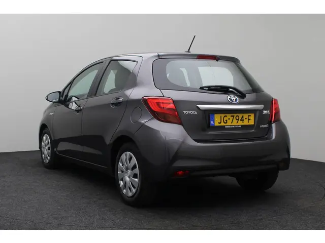 Toyota Yaris 1.5 Hybrid Aspiration 2015 Hybride Benzine 11