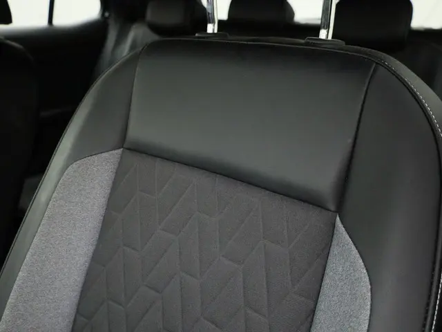 Volkswagen T-Cross 1.0TSI/116PK Goal DSG 2025 Benzine 16