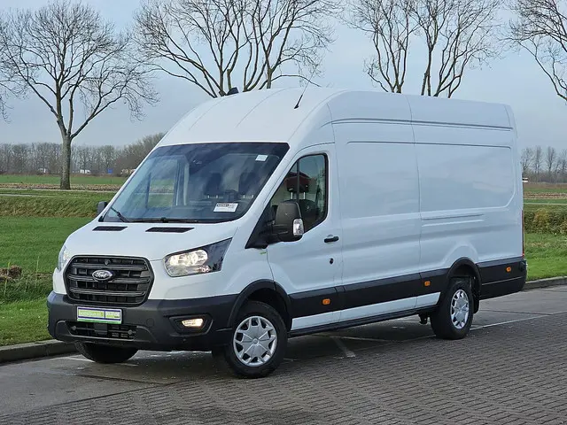 Ford Transit 2.0 2024 Diesel 2