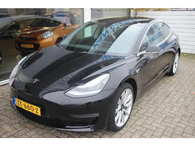 Tesla Model 3 Standard RWD Plus 60 kWh 2019 Elektrisch 3