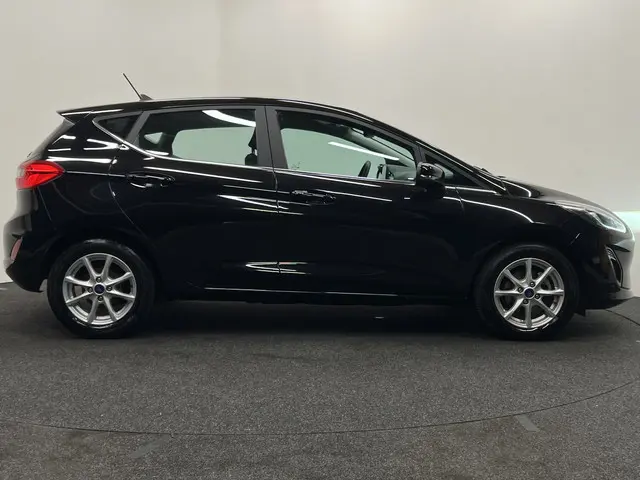 Ford Fiesta 125pk 1.0 EcoBoost Titanium 2021 Benzine 34