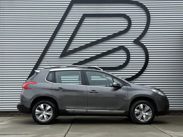 Peugeot 2008 1.2 VTi Allure 2014 Benzine 6