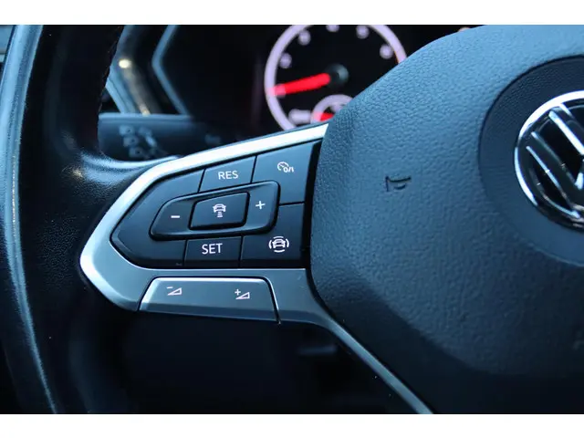 Volkswagen T-Cross 1.0 TSI STYLE 2019 Benzine 5