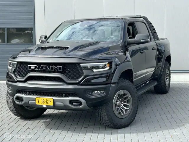Dodge Ram 1500 4X4 6.2 V8 4x4 Crew Cab TRX 2024 LPG/Gas 32