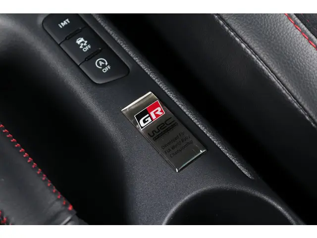 Toyota Yaris 1.6 GR Performance, AWD, 261PK 2023 Benzine 17