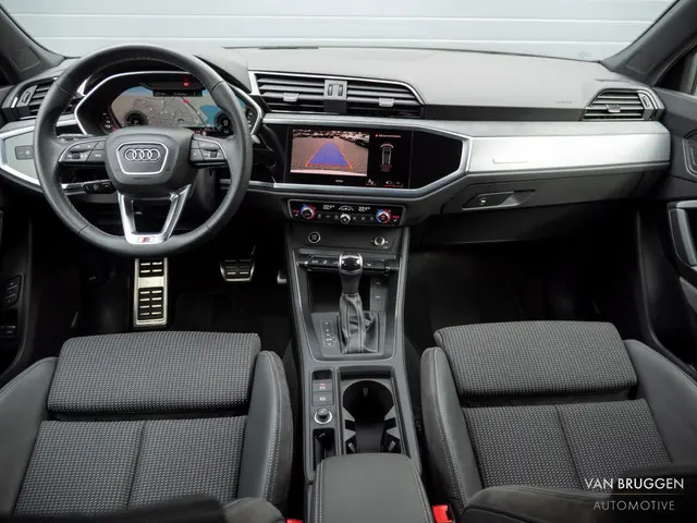 Audi Q3 Sportback 45 TFSI e S-Line 2022 Hybride Benzine 7