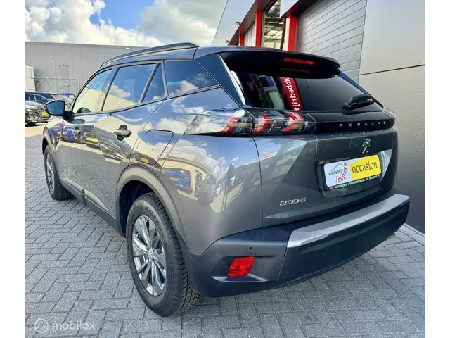 Peugeot 2008 1.2 PureTech Style 2023 Benzine 10