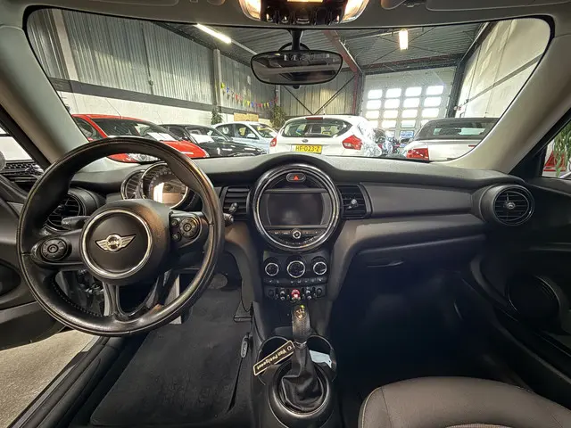 MINI One Mini 1.2 Business 2015 Benzine 8
