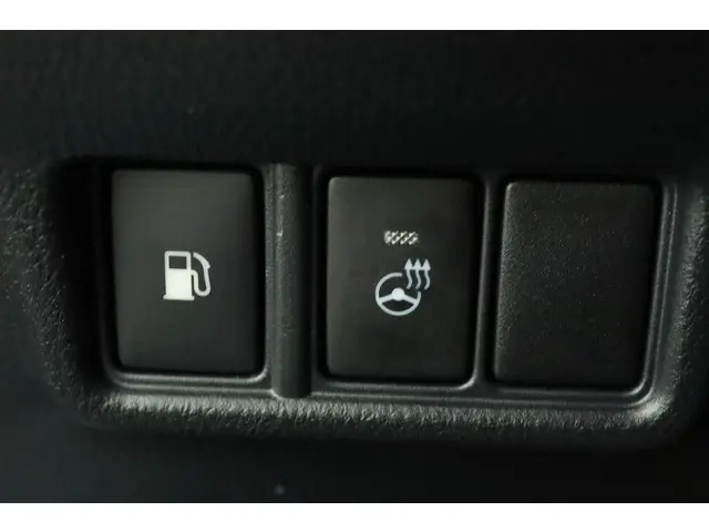 Toyota C-HR 1.8 Hybrid Executive 2022 Hybride Benzine 43