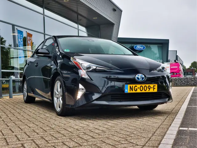 Toyota Prius 1.8 First Edition 2017 Hybride Benzine 3