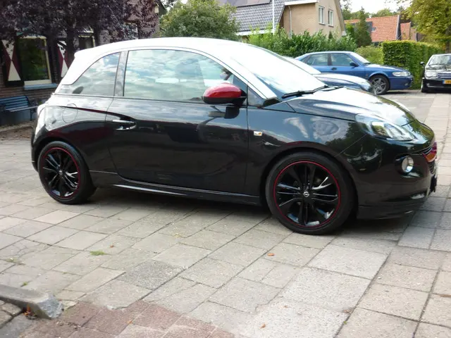 Opel ADAM 1.4 Slam,airco,halfleder,17inch,nap. 2013 Benzine 13