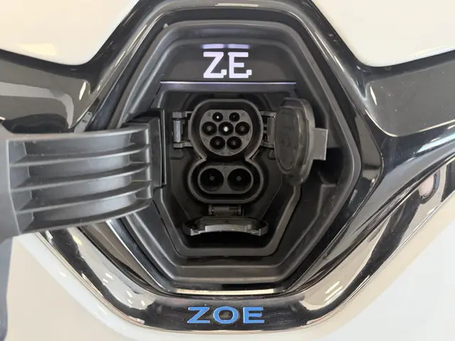 Renault ZOE Intens B-buy 52KWH R135 2020 Elektrisch 18