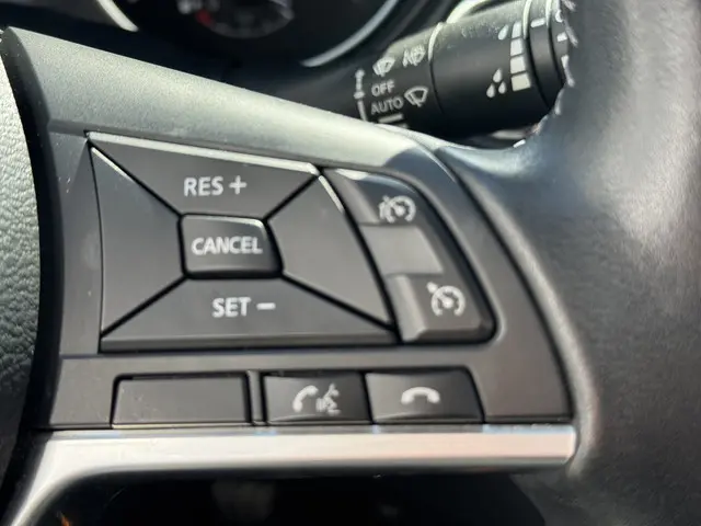 Nissan QASHQAI 1.2 N-Connecta 2018 Benzine 32