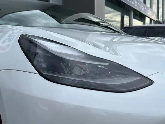 Tesla Model 3 Standard RWD Plus 2021 Elektrisch 4