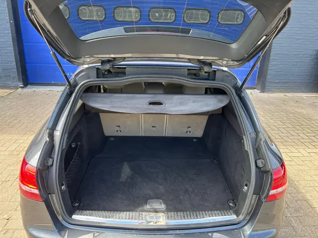 Mercedes-Benz C-Klasse Estate 250 CDI 2015 Diesel 23