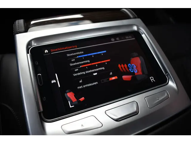BMW 7 Serie M760Li xDrive 2019 Benzine 71