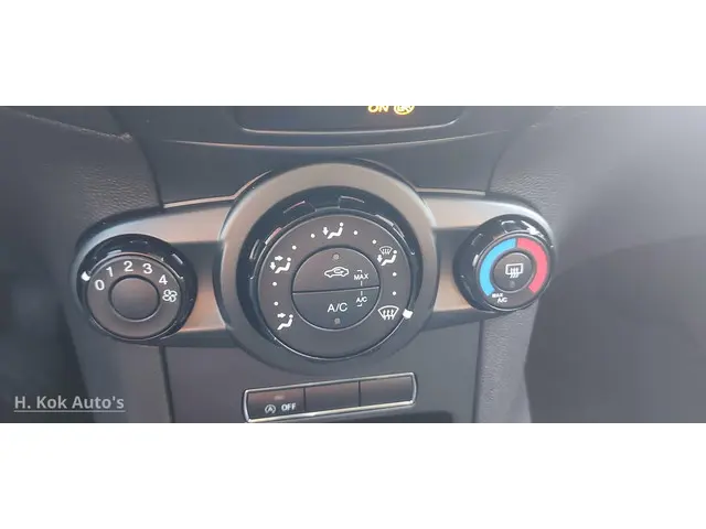 Ford Fiesta 1.0 Style 2015 Benzine 22