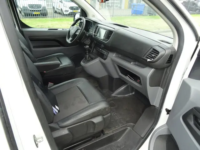 Opel Vivaro 1.5 CDTI L2H1 Edition 2021 Diesel 12