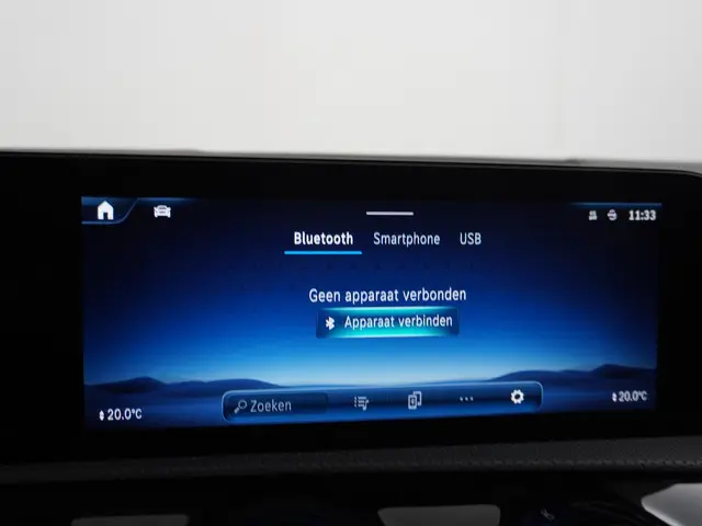 Mercedes-Benz A-Klasse 200 AMG Line 2023 Benzine 38