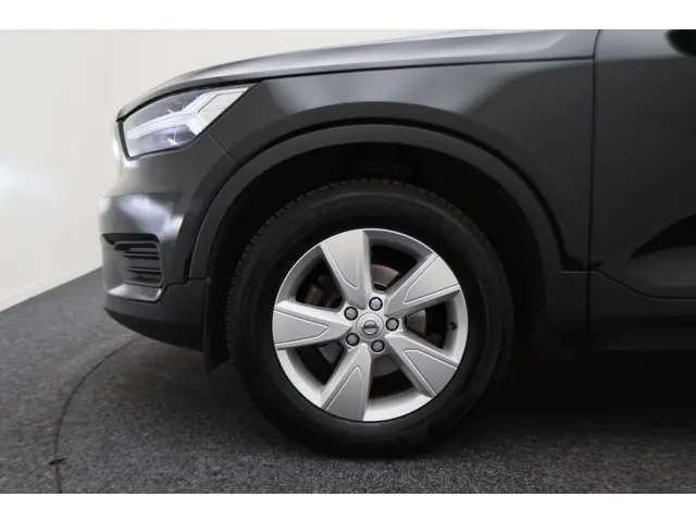 Volvo XC40 1.5 T3 2018 Benzine 18