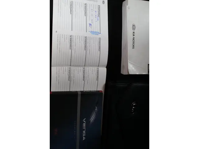 Kia Venga 1.4 CVVT Plus Pack 2013 Benzine 15