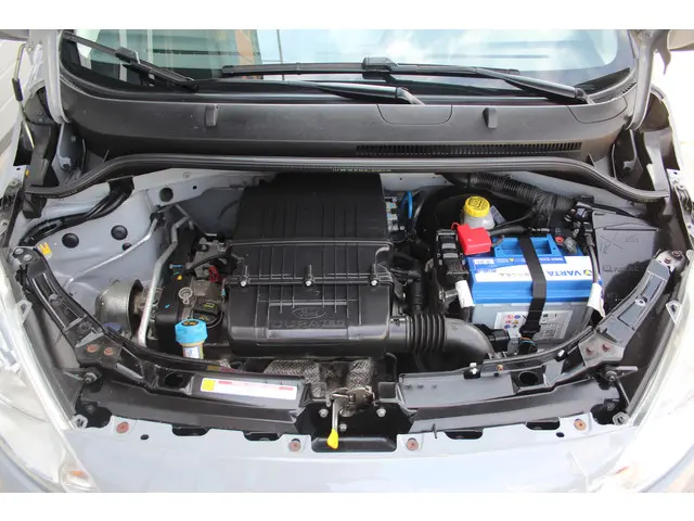 Ford Ka 1.2 Titanium X Pack / Chrome Pack 2015 Benzine 25