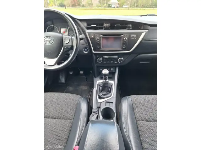 Toyota Auris 1.6 Aspiration 2014 Benzine 14