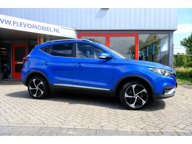 MG ZS EV MG Luxury 45 kWh Aut. Pano|Leder 2019 Elektrisch 4