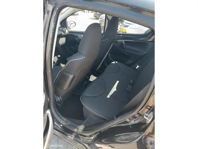 Peugeot 107 1.0 Envy airco nap apk 2014 Benzine 10