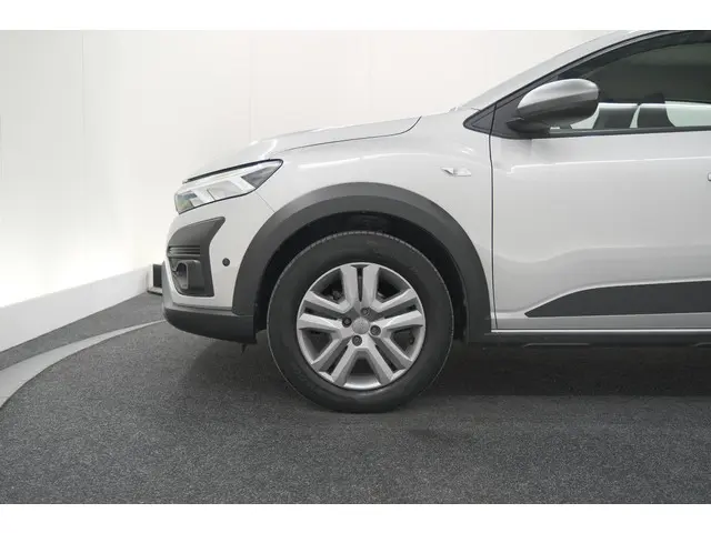 Dacia Sandero Stepway TCe 90 Expression 2023 Benzine 20