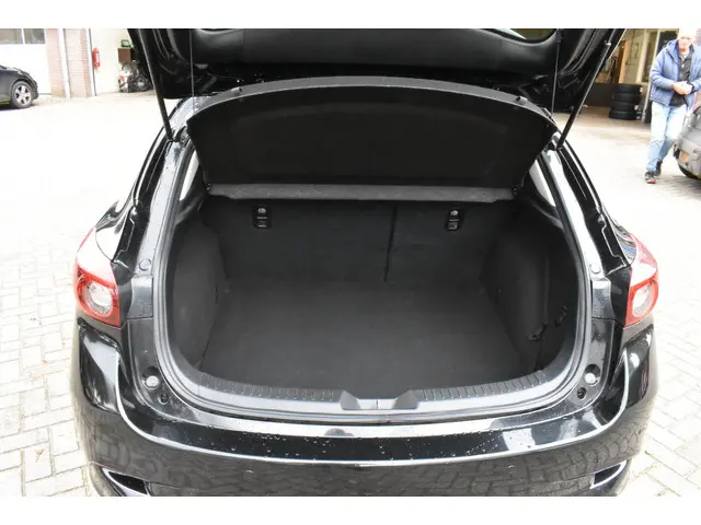 Mazda 3 2.0 SkyActiv-G 120 SkyLease+ 2017 Benzine 10