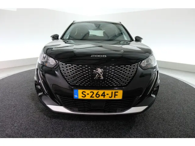 Peugeot 2008 1.2 PureTech Allure Pack 2021 Benzine 23