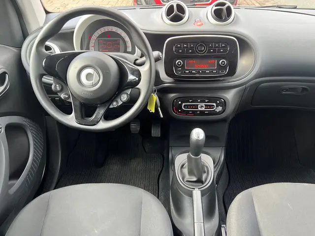 Smart Fortwo 1.0 Pure 65.000 km NL-AUTO NAP 2016 Benzine 27