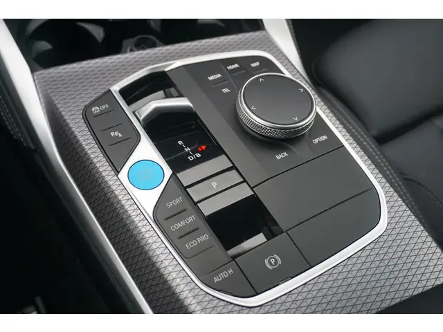 BMW i4 eDrive40 2024 Elektrisch 16