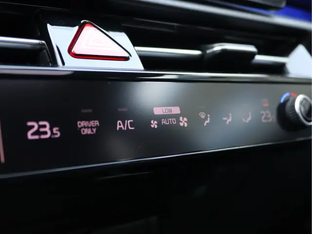 Kia Niro EV ExecutiveLine 64.8 kWh 2022 Elektrisch 69