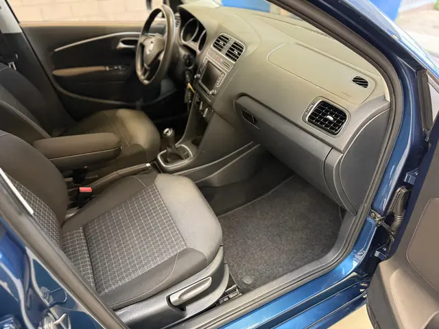 Volkswagen Polo 1.0 Comfortline 2014 Benzine 10