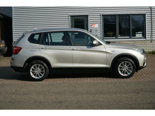 BMW X3 XDrive20i High Executive X-DRIVE 2014 Benzine 13
