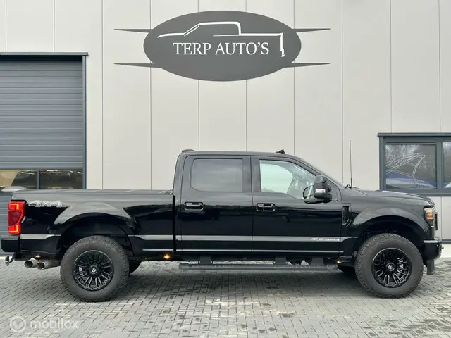 Ford F-250 USA 6.7 V8 Powerstroke 2022 Diesel 4