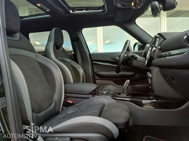 MINI Clubman 2.0 JCW 306pk/71dkm/Bomvol/4wd/ 2019 Benzine 9