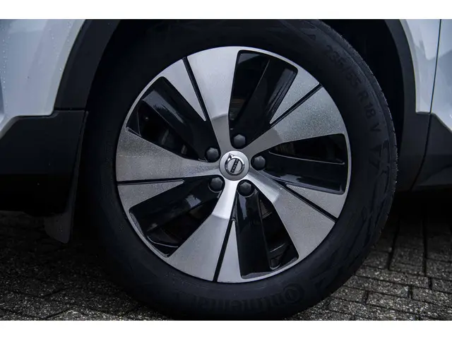 Volvo XC40 1.5 T3 Momentum 2021 Benzine 30