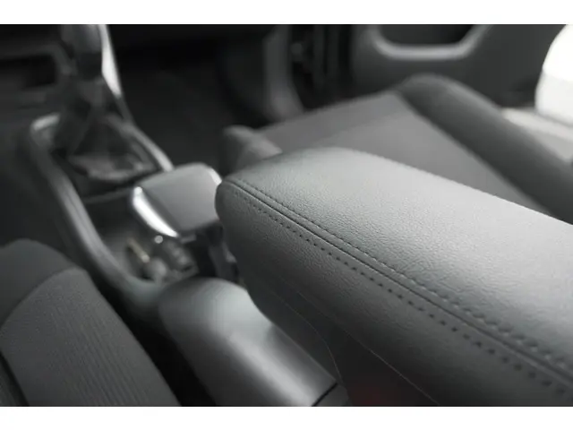 Citroën C3 Aircross PureTech 110 S&S Feel 2017 Benzine 39