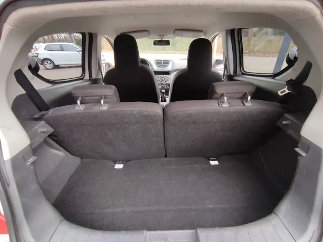 Nissan Pixo 1.0 Look 2013 Benzine 25