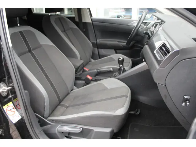 Volkswagen Polo 1.0 TSI Highline 2019 Benzine 22